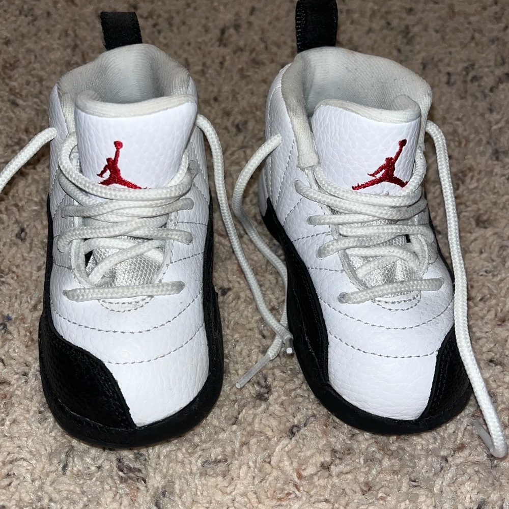 7c Jordan 12 Retro "Taxi" 7C